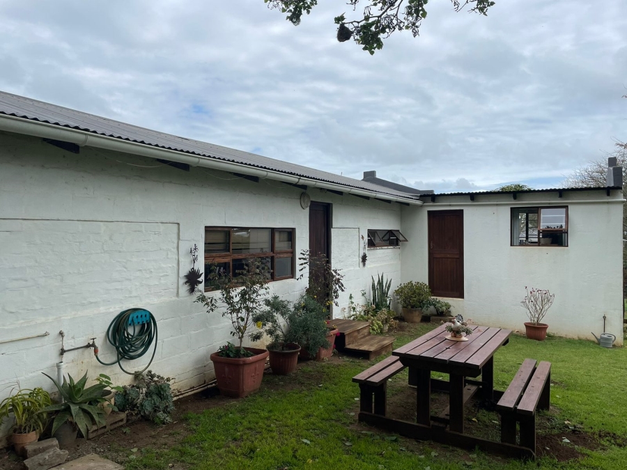 2 Bedroom Property for Sale in Bathurst Eastern Cape